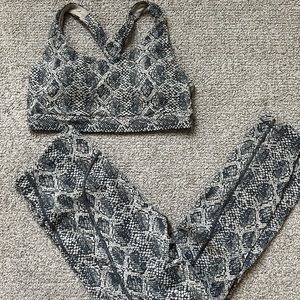 Athleta Workout Set